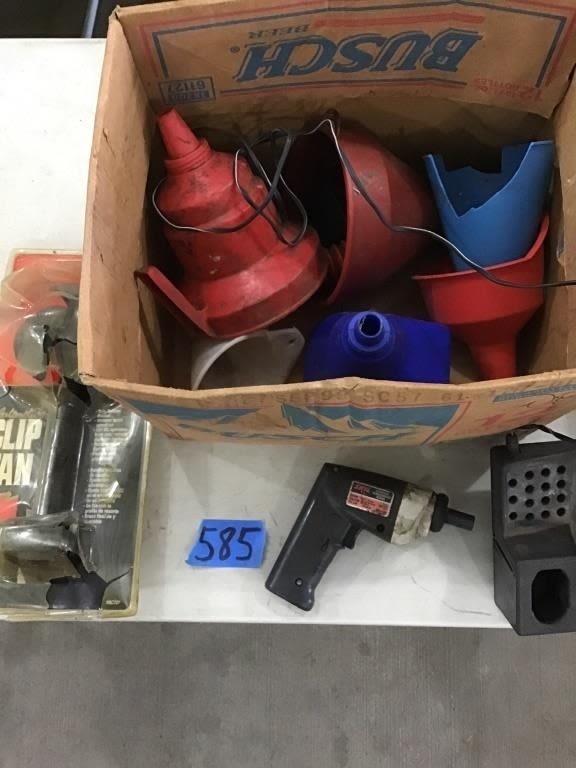 Lot 585: FUNNELS, CORDLESS DRILL, FAN