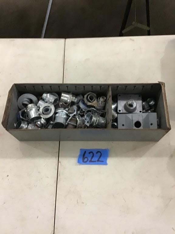 Lot 622: CONDUIT CONNECTORS