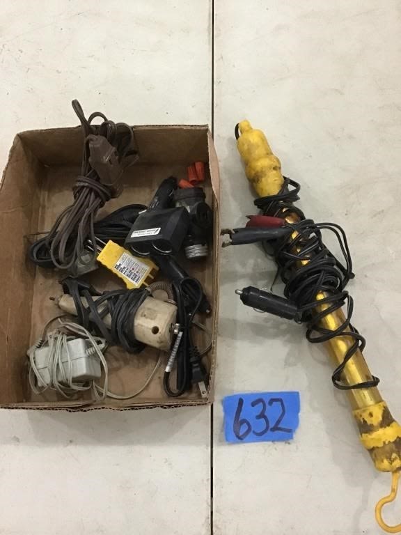 Lot 632: 12  VOLT TROUBLE LIGHT, INGRAVER, CORDS