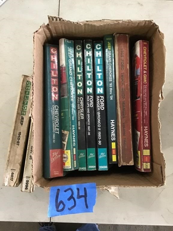 Lot 634: AUTO REPAIR MANUALS