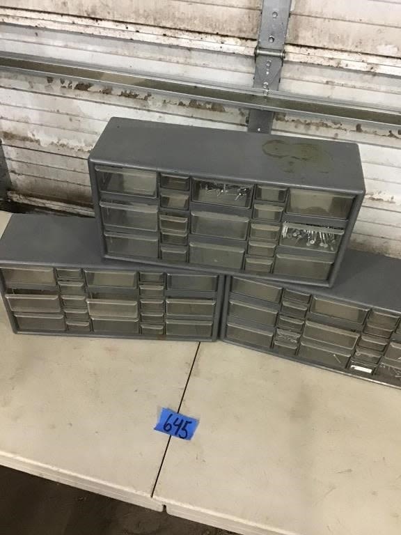 Lot 645: 3. ORGANIZERS. SOME CONTENTS