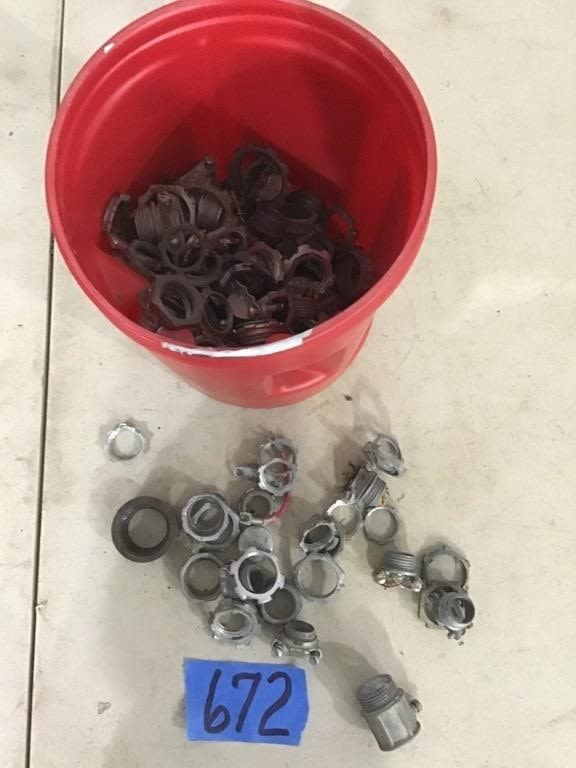 Lot 672: CONDUIT FITTINGS