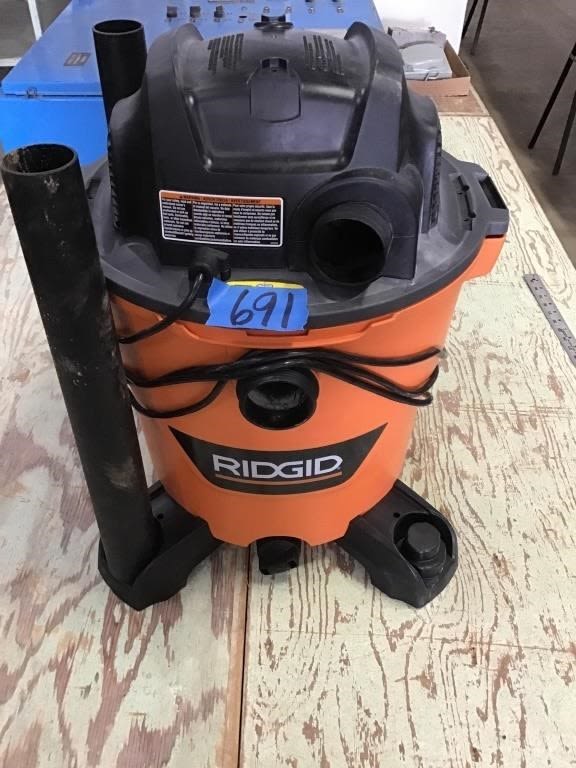 Lot 691: RIDGID SHOP VAC