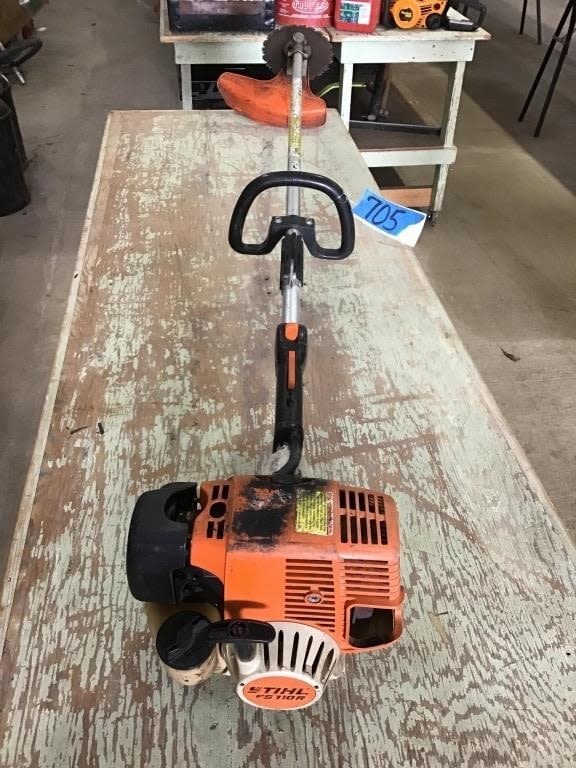 Lot 705: STIHL. FS110R WEED TRIMMER WITH BLADE
