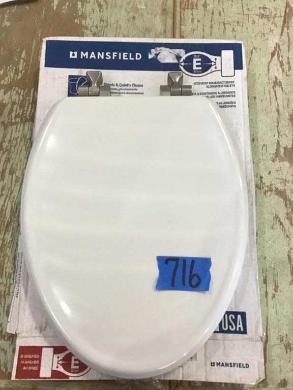 Lot 716: MANSFIELD TOILET SEAT