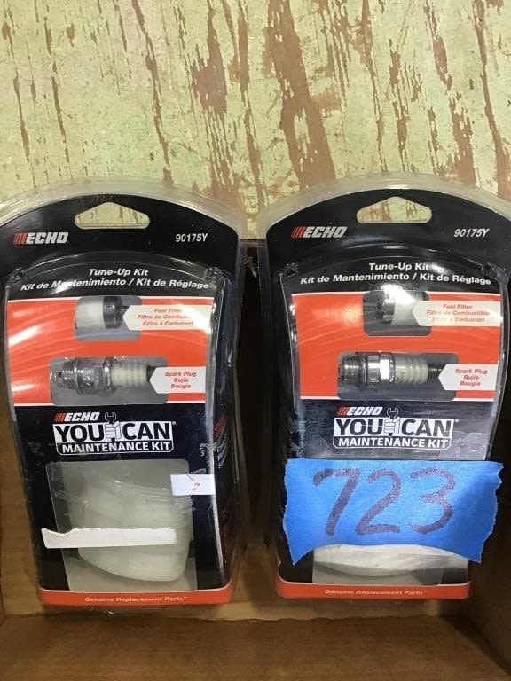 Lot 723: CHAIN SAW TUNE UP KITS