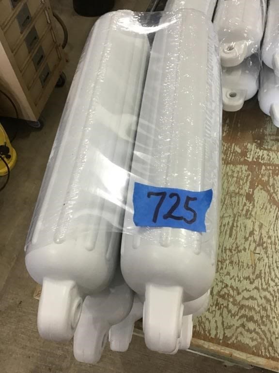 Lot 725: 6. BOAT FENDERS