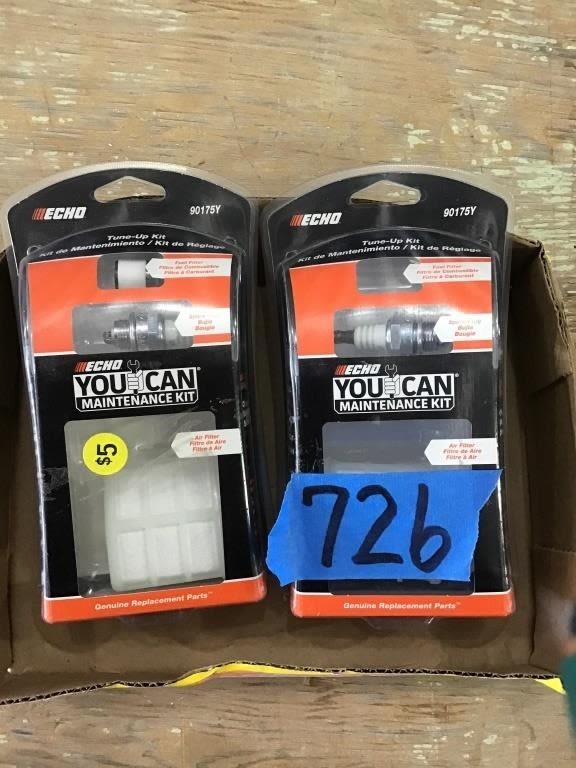 Lot 726: CHAIN SAW TUNE UP KITS