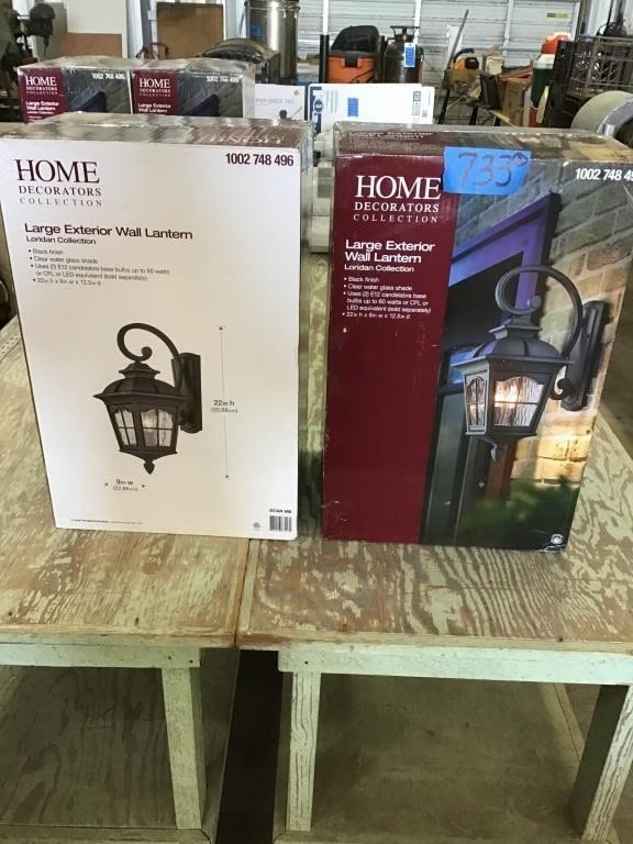 Lot 733: 2. EXTERIOR WALL LIGHTS