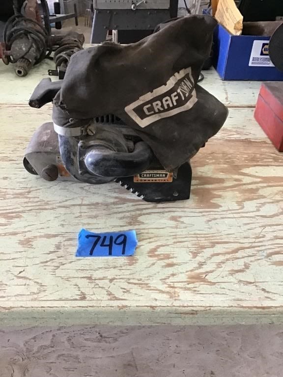 Lot 749: CRAFTSMAN BELT SANDER