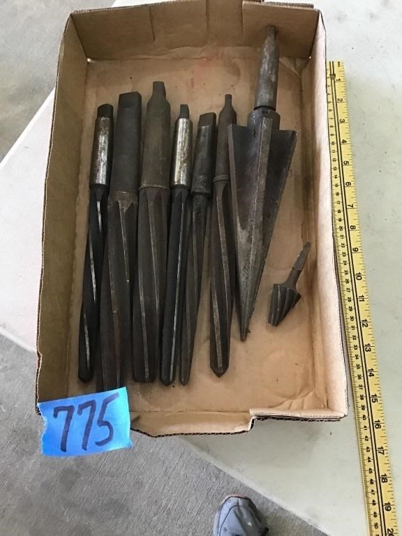 Lot 775: REAMERS