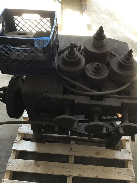 Lot 800: ANGLE IRON ROLLER