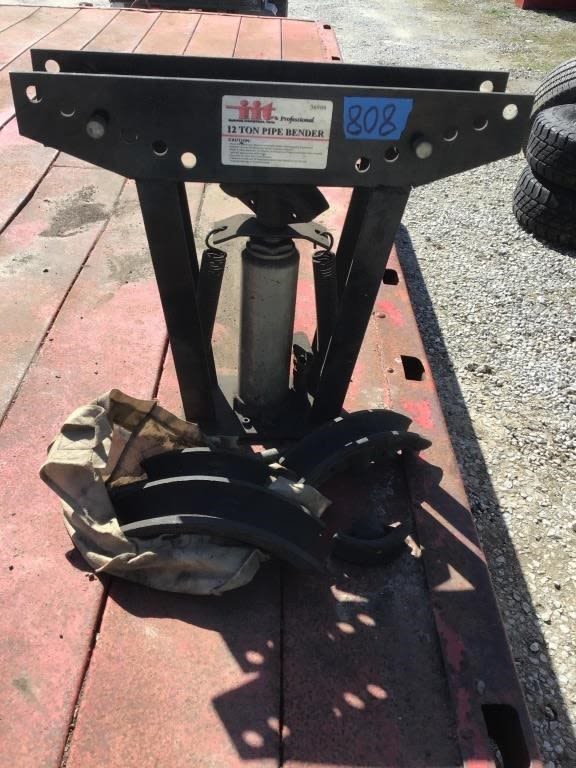 Lot 808: 12. TON PIPE BENDER WITH DIES