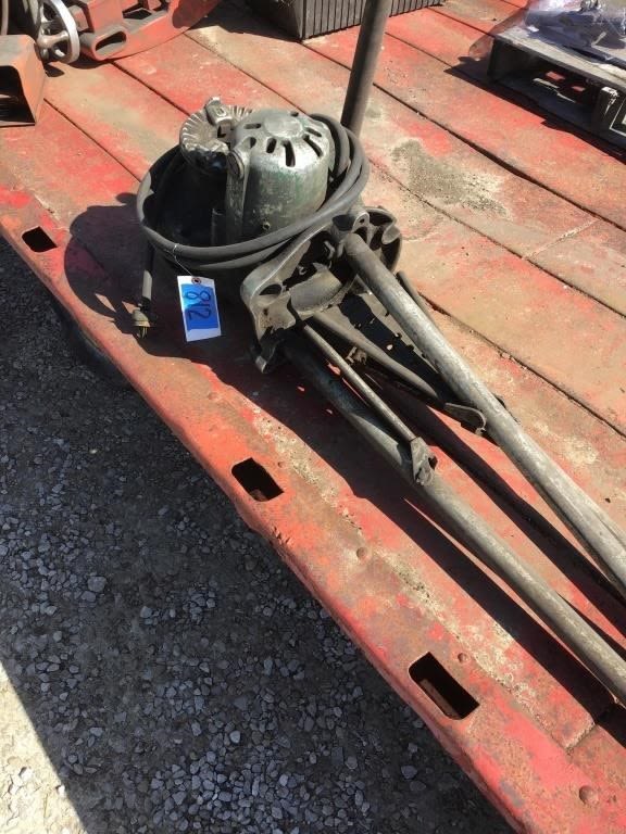 Lot 812: RIDGID 200. PIPE THREADER