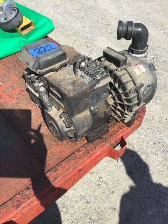 Lot 822: 3.5. HP. PACER WATER PUMP