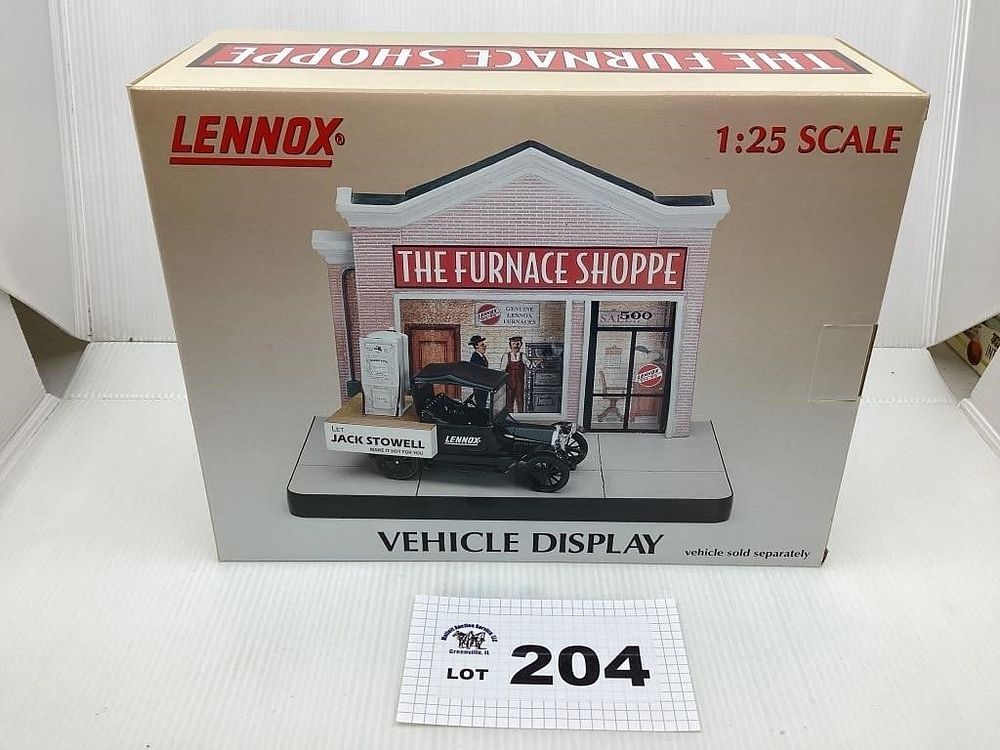 Lot 204: 1:25 LENNOX FURNACE SHOP DISPLAY