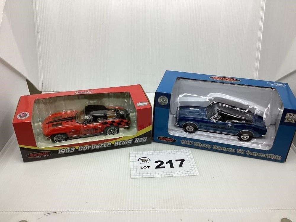 Lot 217: 1:24 SCALE HEATCRAFT 1963 CORVETTE STINGRAY /