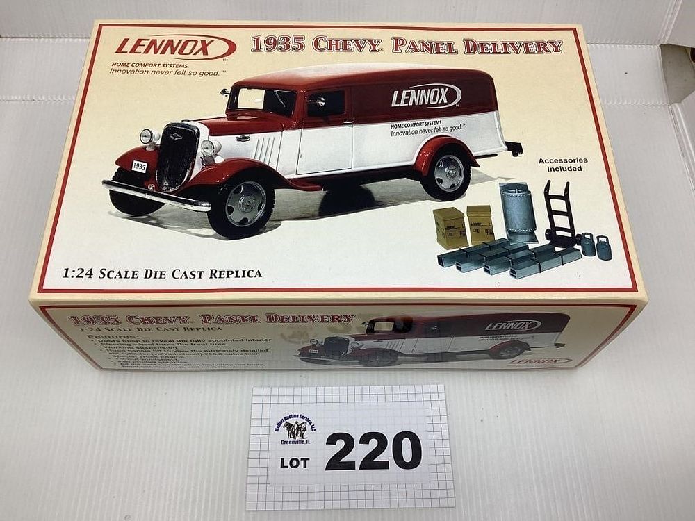 Lot 220: 1:24 SCALE - 1935 CHEVY PANEL DELIVERY TRUCK