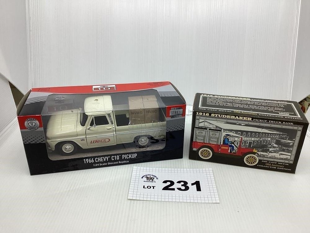 Lot 231: 1:25 SCALE LENNOX 1916 STUDEBAKER TRUCK BANK /