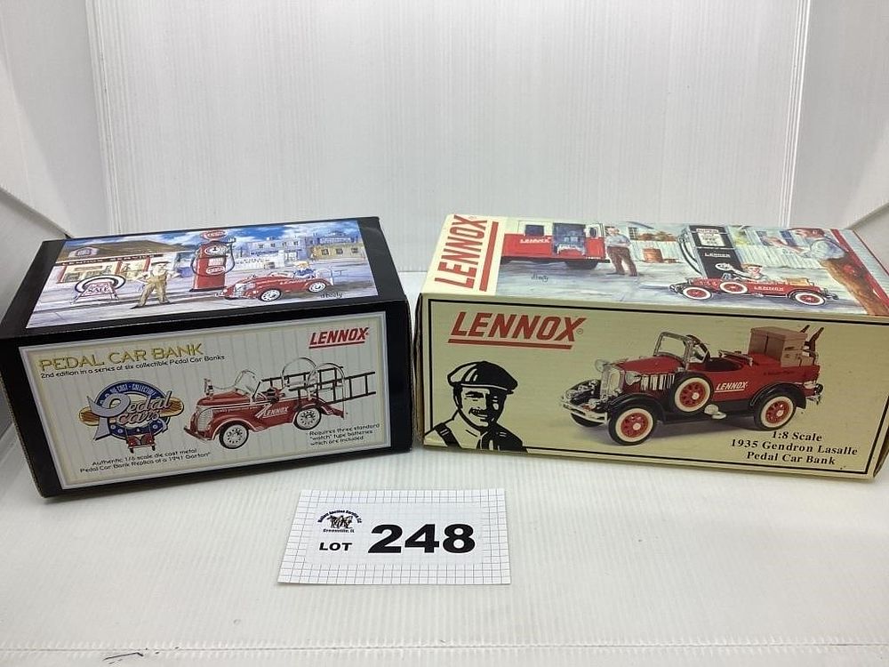 Lot 248: 1/6 SCALE LENNOX PEDAL CAR BANK / XX SCALE 1935
