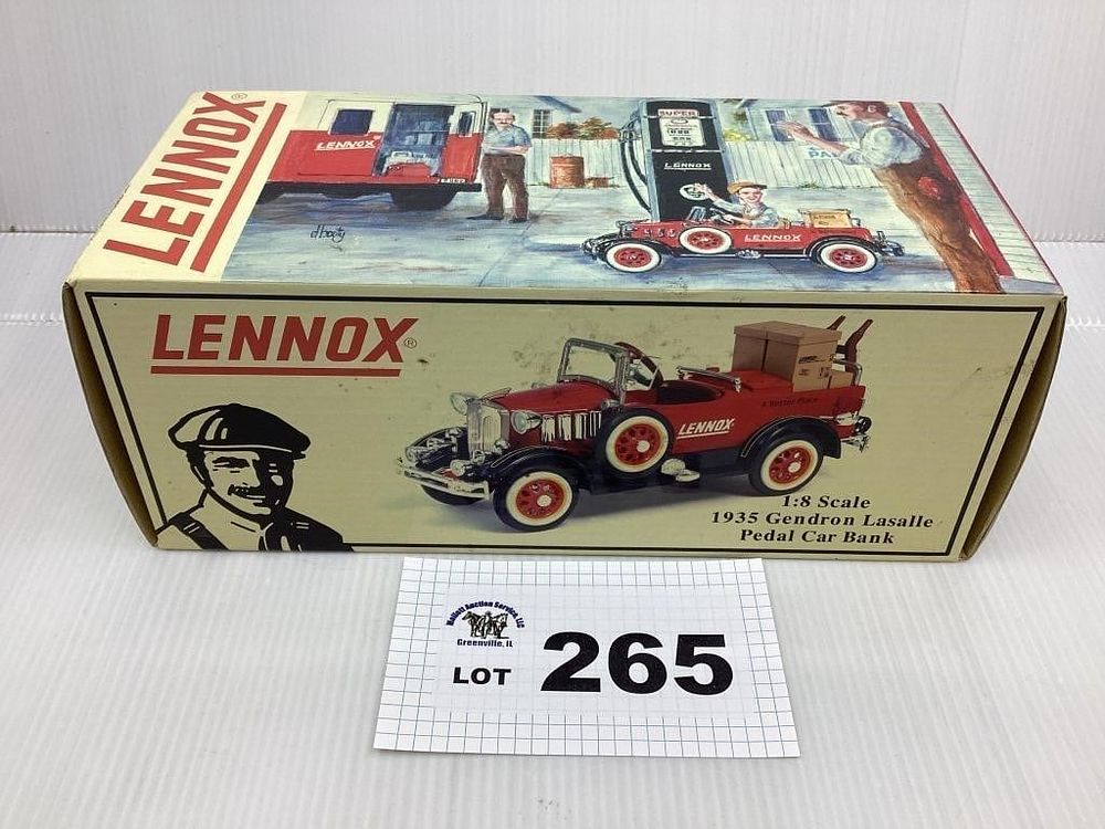 Lot 265: 1:8 SCALE 135 GENDRON LASELLE PEDAL CAR BANK