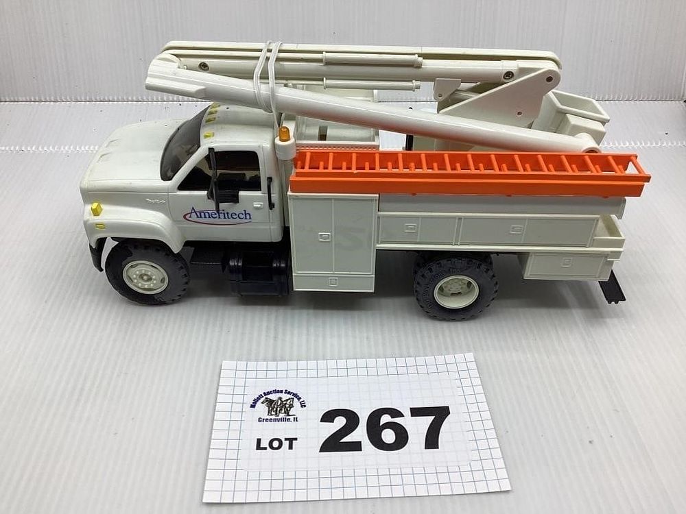 Lot 267: AMERITECH GMC TRUCK