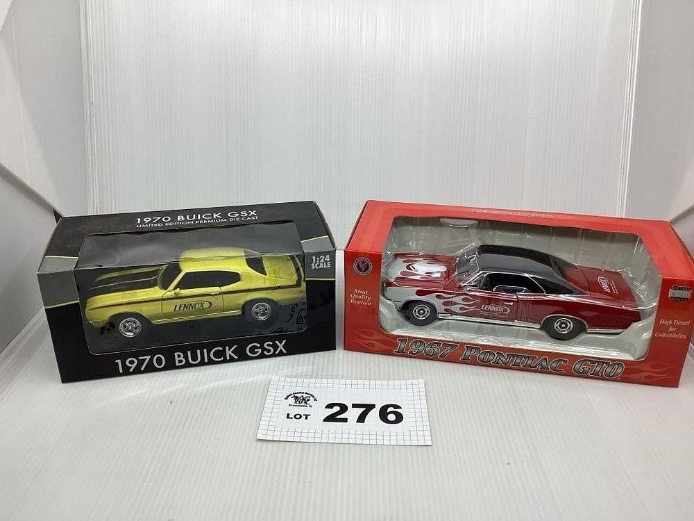 Lot 276: 1:24 SCALE LENNOX 1970 BUICK GSX / 1967 PONTIAC