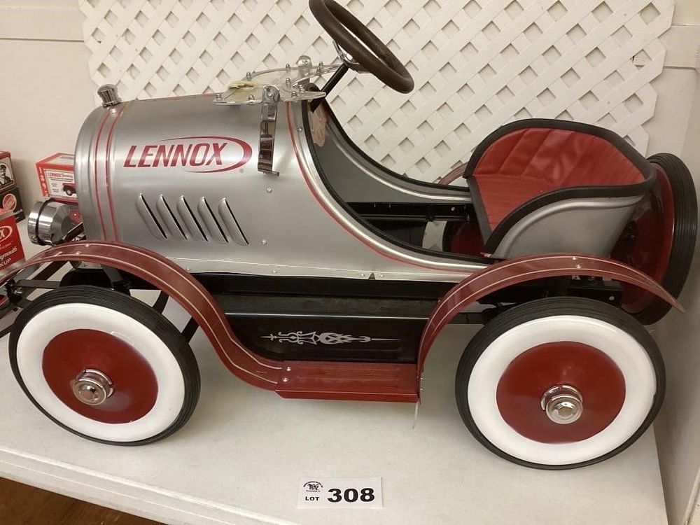 Lot 308: LENNOX KIDS PEDAL CAR