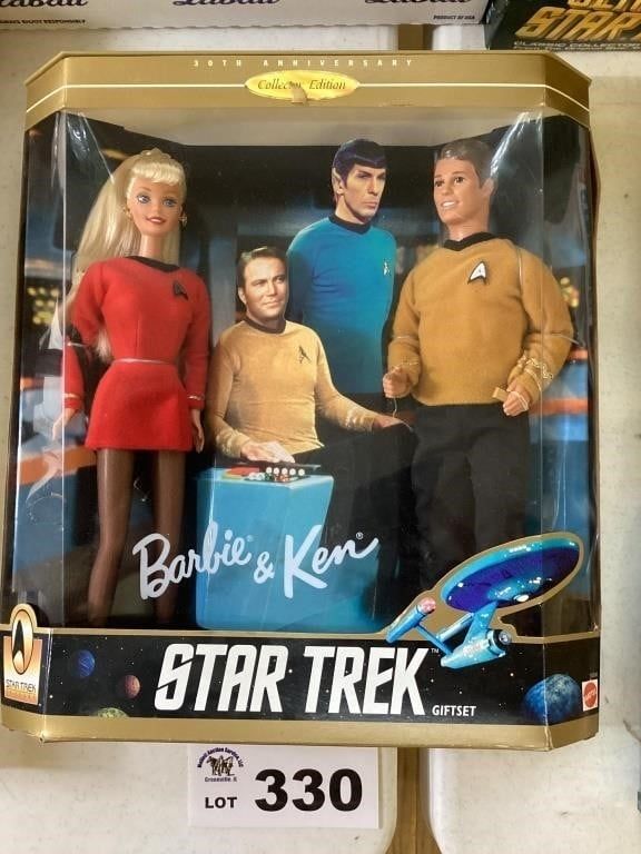 Lot 330: STAR TREK BARBIE AND KEN GIFT SET