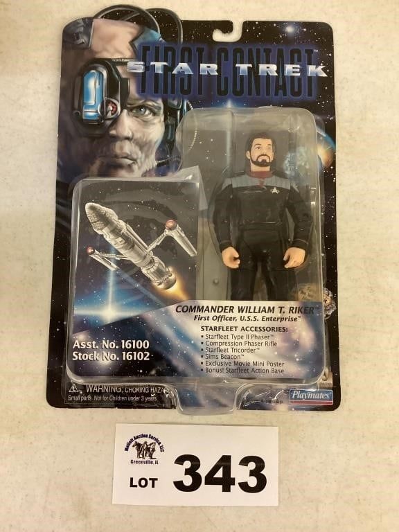 Lot 343: STAR TREK COMMANDER WILLIAM T RIKER FIGURE