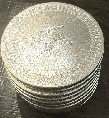 10 אונקיות של כסף טהור 9999 🪙 מטבעות של קנגרו 🦘 אוסטרליה 🇦🇺 כל מטבע שוקל אונקייה 31.1 גרם 