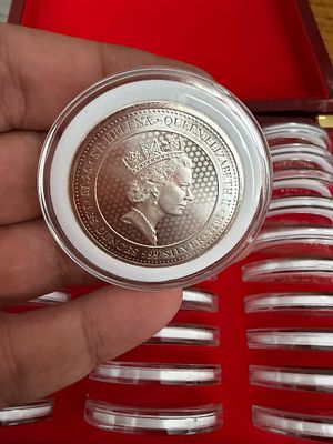 2022 St. Helena 1.25oz 999 Silver QEII 1.25 Pounds BU - East India Co Privy 
Composition Silver 