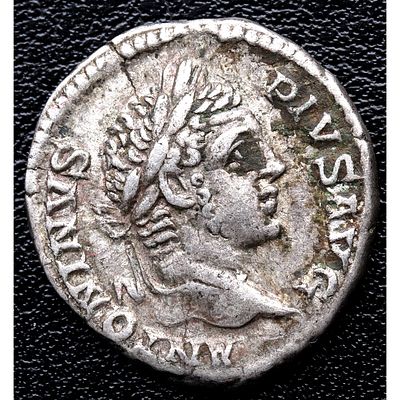 IMPERIO ROMANO - 207. Caracalla. Roma. Denario. Ag. MBC