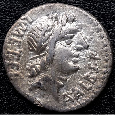 REP&Uacute;BLICA ROMANA. 156 a.C. Gens Caecilia. Roma - Denario. Ag. EBC