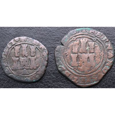 MONARQU&Iacute;A ESPA&Ntilde;OLA. Reyes Cat&oacute;licos - Lote 2 piezas: 2 y 4 maraved&iacute;s. MBC. Cu. Coru&ntilde;a. A