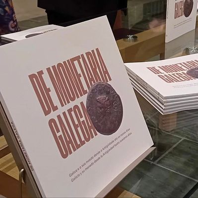 CAT&Aacute;LOGOS. Autores: Autores: Aurelia Balseiro, Ana Isabel Bello, Laureano Carballo, Pablo N&uacute;&ntilde;ez, Antonio Roma.