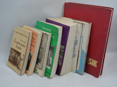 אוסף 15 ספרים על יהדות תוניס וחכמיה.