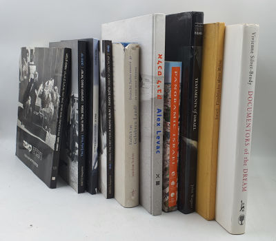 10 אלבומי צילומים ישראלים ימי התום ישראל בשנות החמישים. ישראל שישים, רוברט קאפה, תצלומים מישראל 