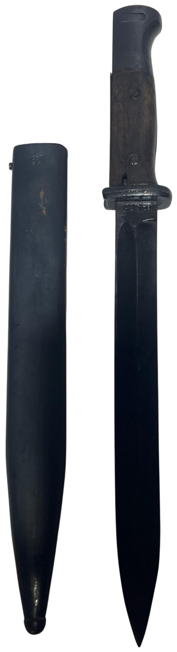 Lot 252