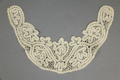 Вологодское кружево (кружевная накладка на платье). СССР, середина - вторая половина 20 