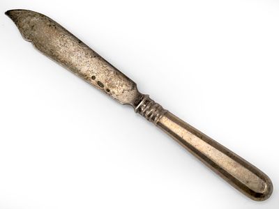 Нож для фруктов с серебряным лезвием. Серебро 84 пр. Российская Империя, Санкт-Петербург 