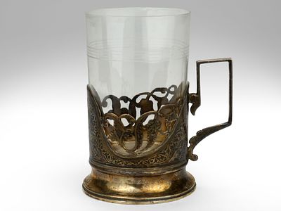 Подстаканник с тонким стеклянным стаканом. СССР, Московская ювелирно-часовая фабрика 