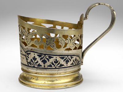 Подстаканник. Кубачинский художественный комбинат, СССР, 1973 год. 
Серебро 875 пробы 