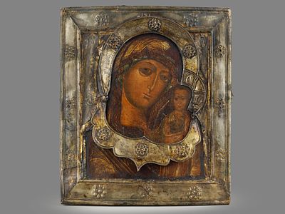 Икона в окладе &laquo;Богоматерь Казанская&raquo;. XVIII век. 
Дерево, темпера; 