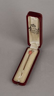 [Викторианская эпоха] Брошь / булавка с сердоликом. Мастерская придворных ювелиров Wratzke 