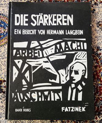 שואה- החזקים יותר- קומיקס בשחור-לבן. כריכה קשה, יצא באוסטריה, 2017, מצב טוב מאוד, גרמנית.
DIE 