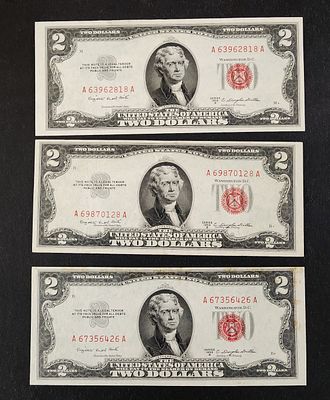 ארה"ב- USA, לוט 3 שטרות של 2 דולר, 1953, אחד UNC, אחד AUNC, אחד VF.