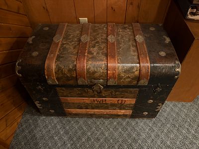 Trunk-pool table room. Trunk
