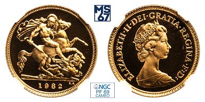 1/2 соверена 1982. В слабе NGC PF 69 Cameo. Залото. (1/10 oz). Великобритания.
