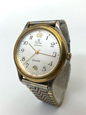 שעון שווייצרי לגבר, מנגנון קוורץ. ככל הנראה לא היה בשימוש. קוטר: 34 מ"מ.